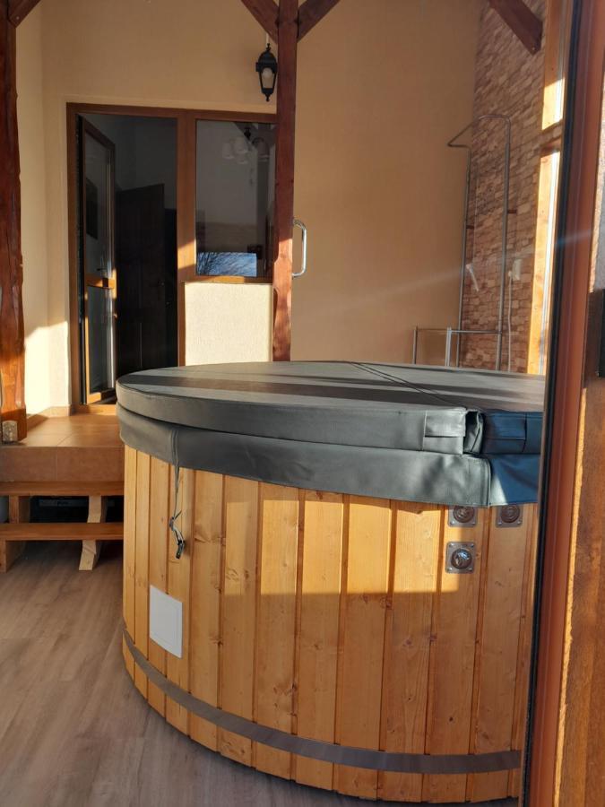 Hotel Casa Eldorado à Sovata Extérieur photo